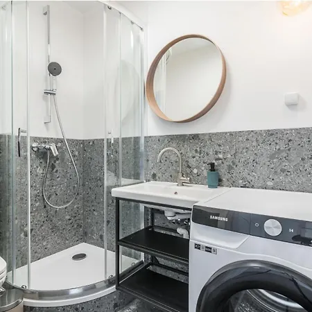 Hip - Cozy And Peaceful Place, 12 Minutes From Old Town & Seaside Gdansk